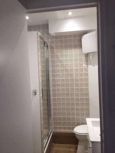 Beau Studio Meuble 25m2 Avec Parking *